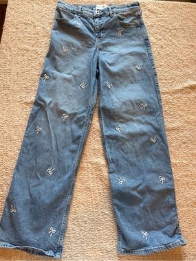 abercrombie kids Light Blue Wide-Leg Jeans with White Bow Embroidery